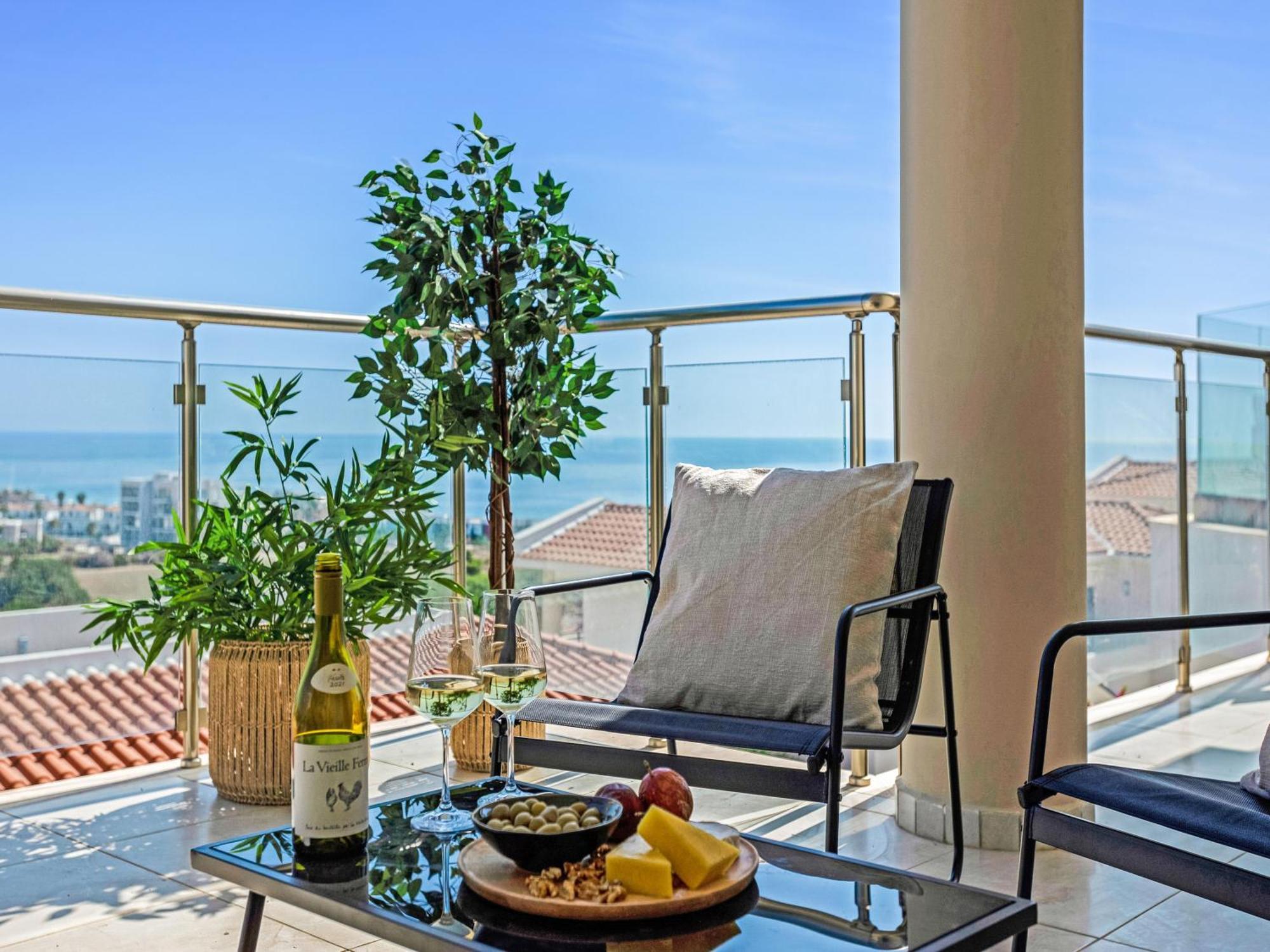 Sanders Seaview Klorakas 客房 照片